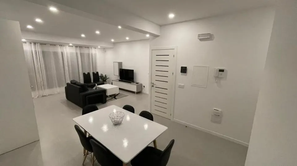 Duarte Apartments - Lux Минделу